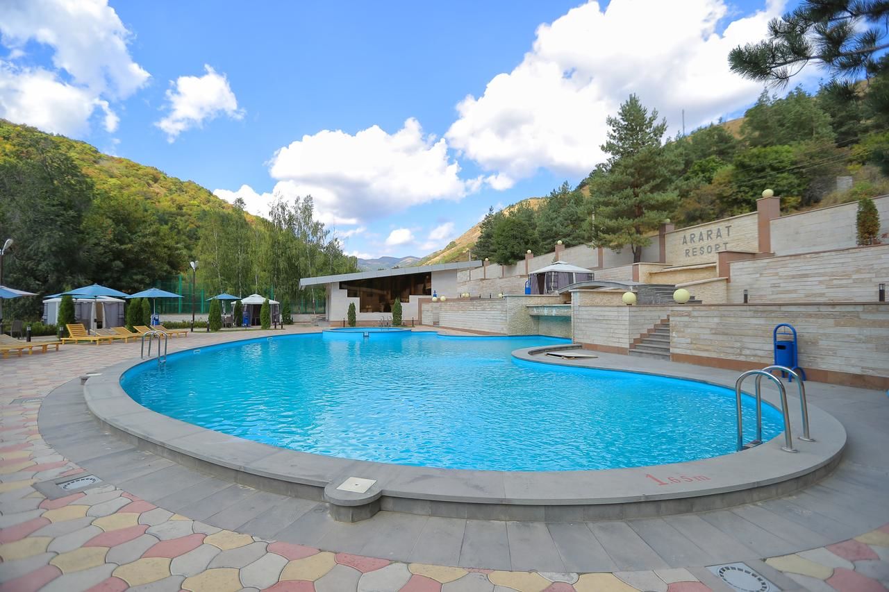 Отель Aghveran Ararat Resort Hotel Арзакан-14