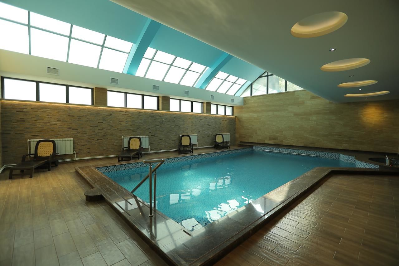 Отель Aghveran Ararat Resort Hotel Арзакан-15