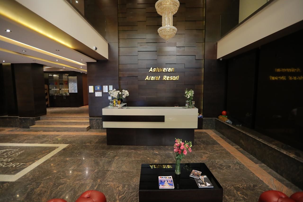 Отель Aghveran Ararat Resort Hotel Арзакан-20