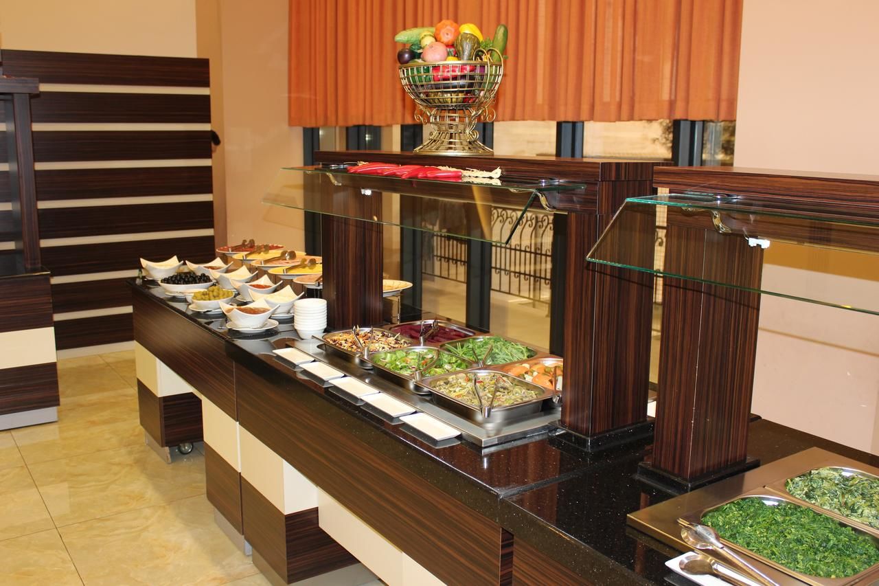 Отель Aghveran Ararat Resort Hotel Арзакан-12