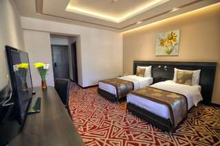 Отель Aghveran Ararat Resort Hotel Арзакан Стандартный двухместный номер с 2 отдельными кроватями-6