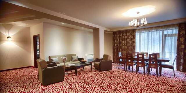 Отель Aghveran Ararat Resort Hotel Арзакан-39